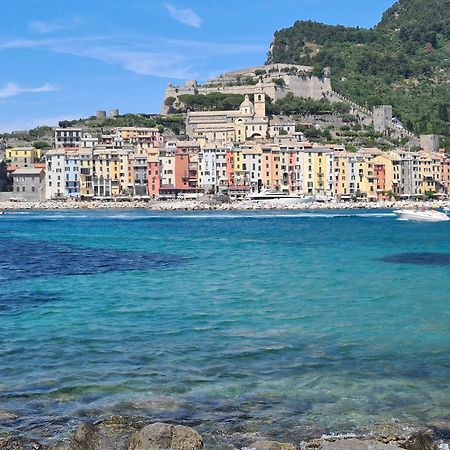 Casa Del Vicolo: Central 2BR Apartment with Easy Excursion Access La Spezia Exterior photo