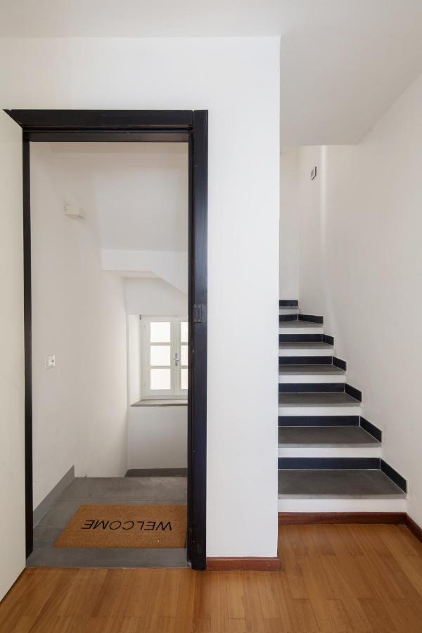 Casa Del Vicolo: Central 2BR Apartment with Easy Excursion Access La Spezia Exterior photo