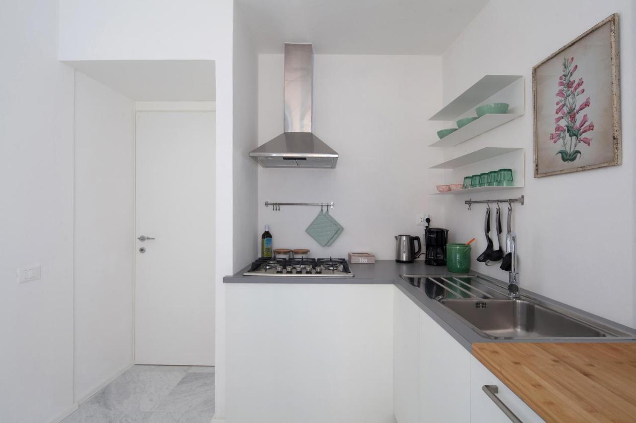 Casa Del Vicolo: Central 2BR Apartment with Easy Excursion Access La Spezia Exterior photo